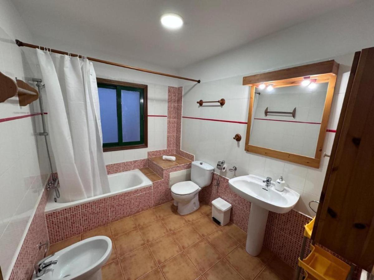 Vivienda En El Centro De La Isla 2Hab Con Terraza Lägenhet Valverde  Exteriör bild
